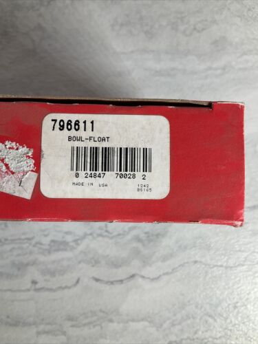 NOS Genuine Briggs & Stratton 796611 Float Bowl OEM (6922781294775)